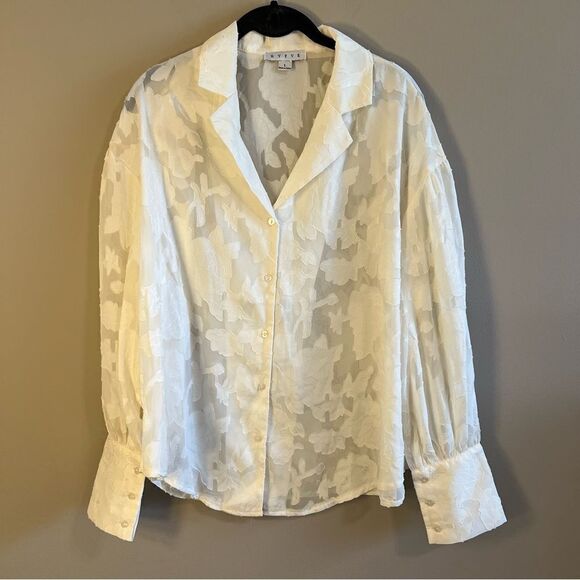 ✨ Hyfve Women’s Off White Floral Sheer Top Button Down Large - Picture 1 of 12